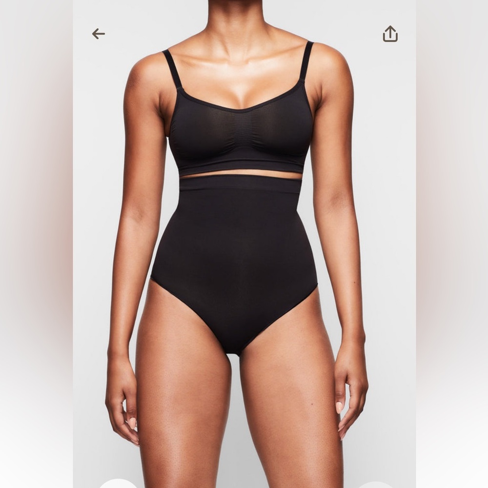Skims seamless sculpted high waisted brief